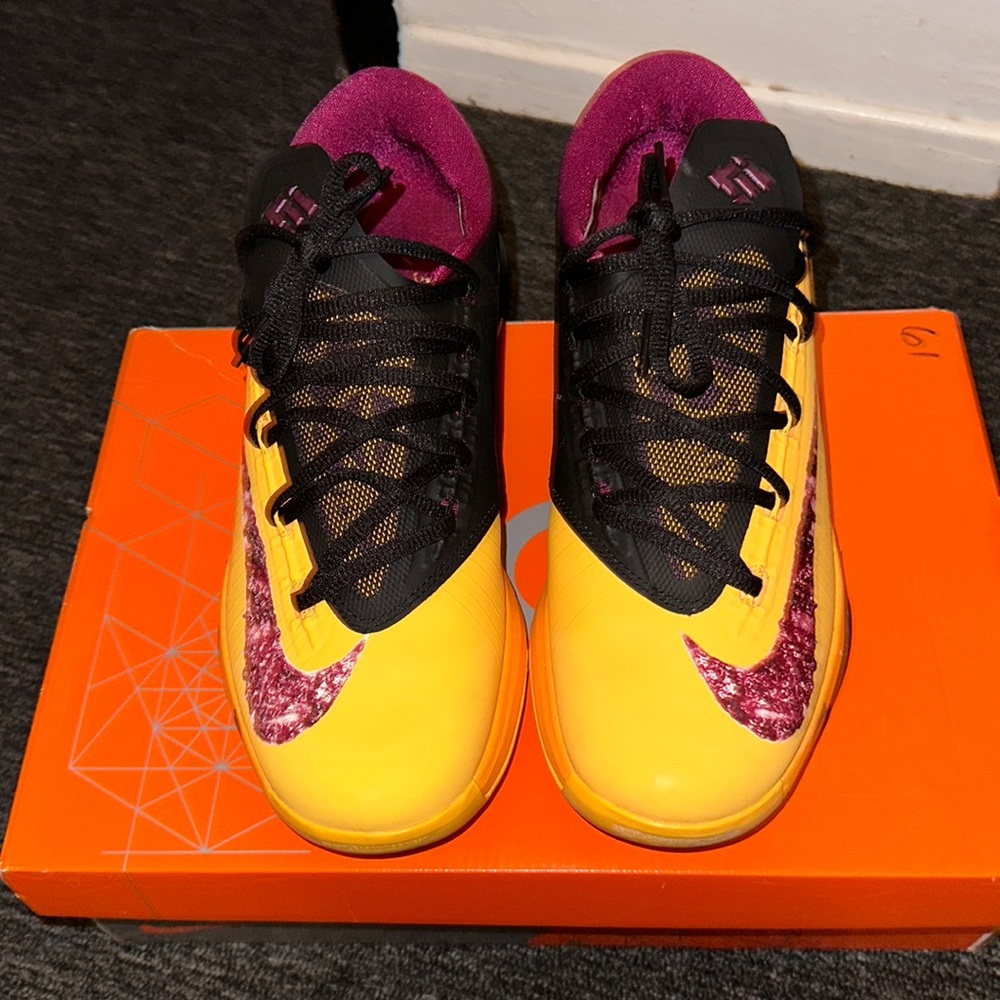 KD VI